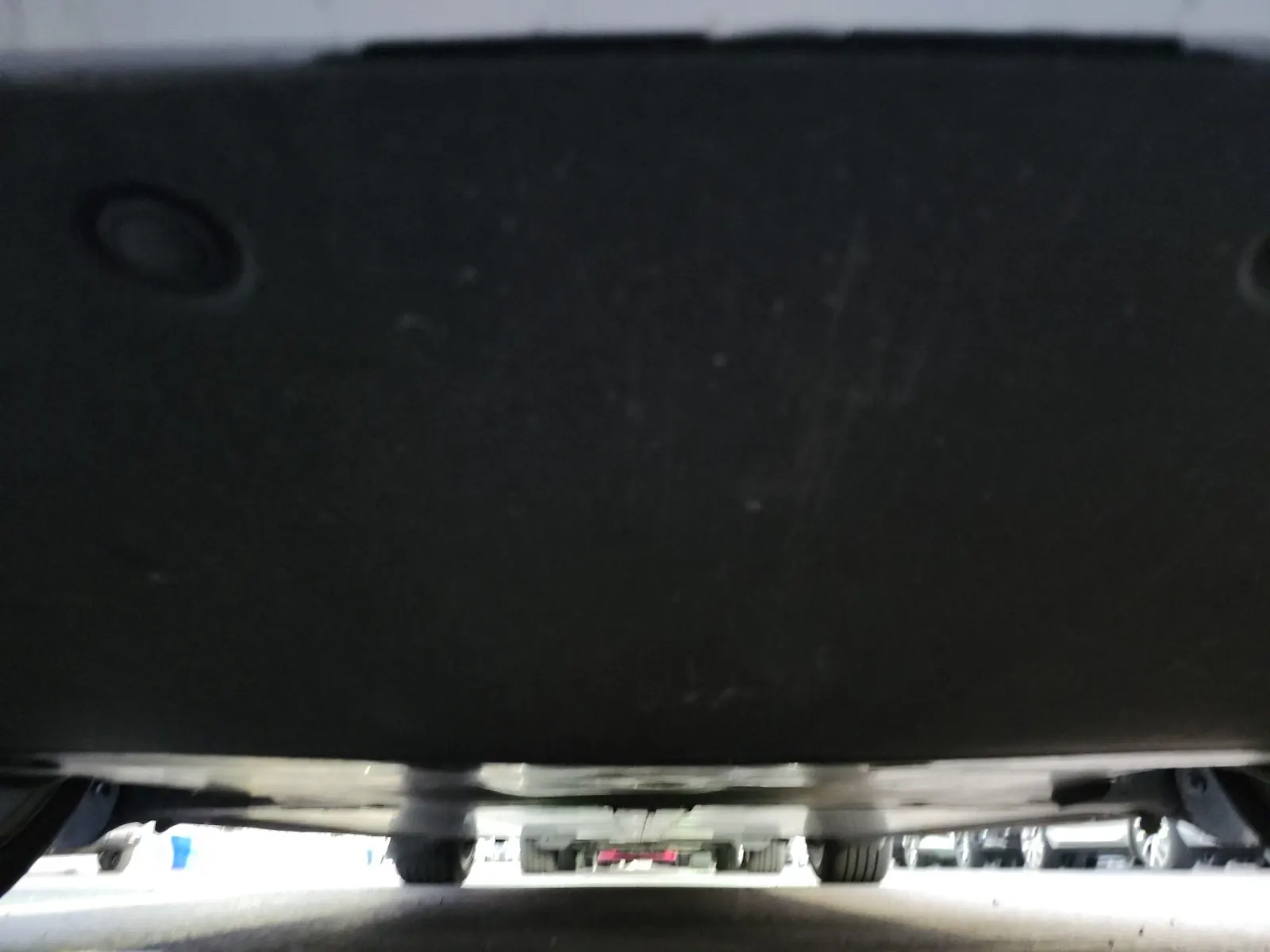 Undercarriage - Front Photo