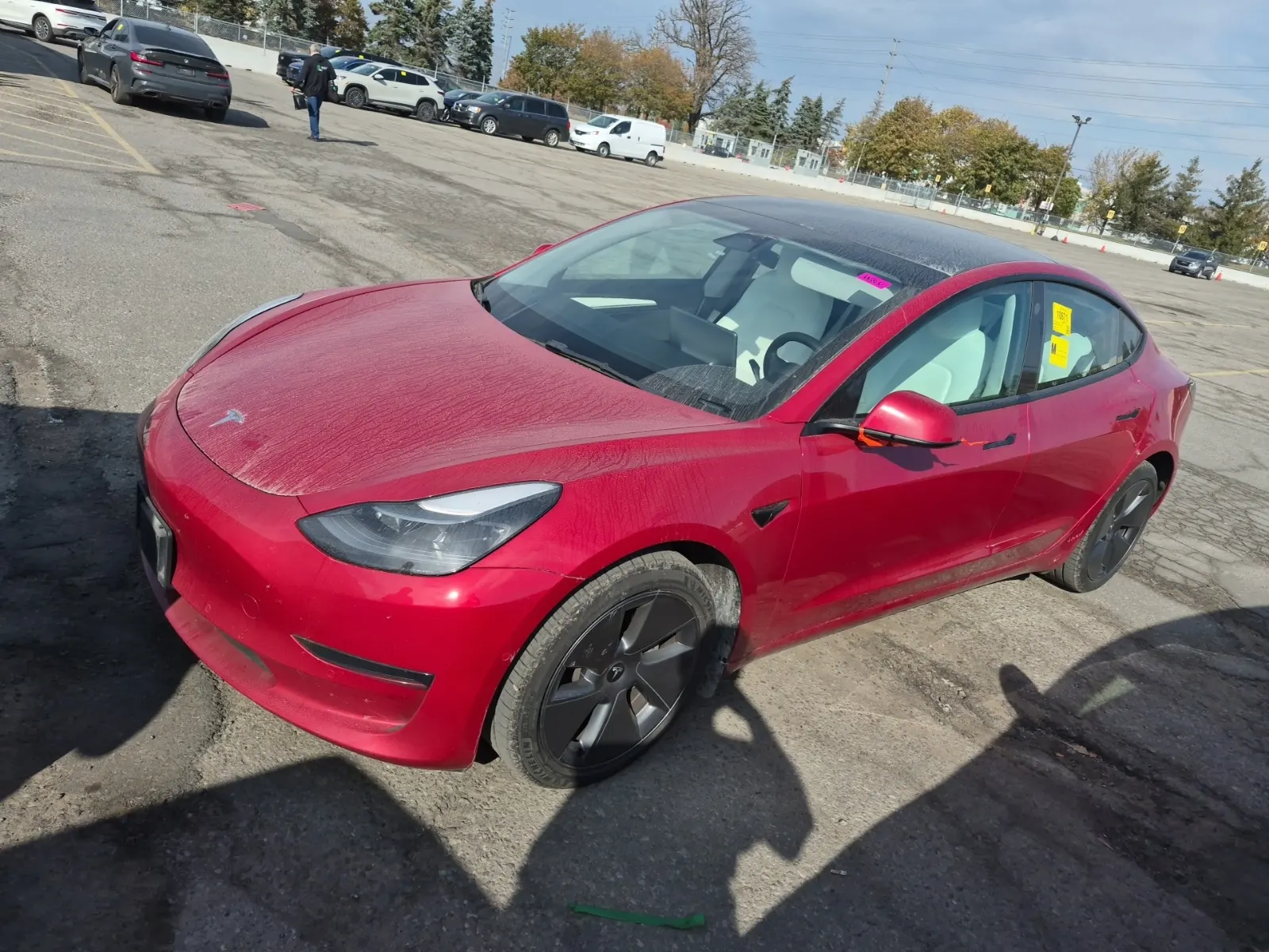 Front driver 3/4 photo