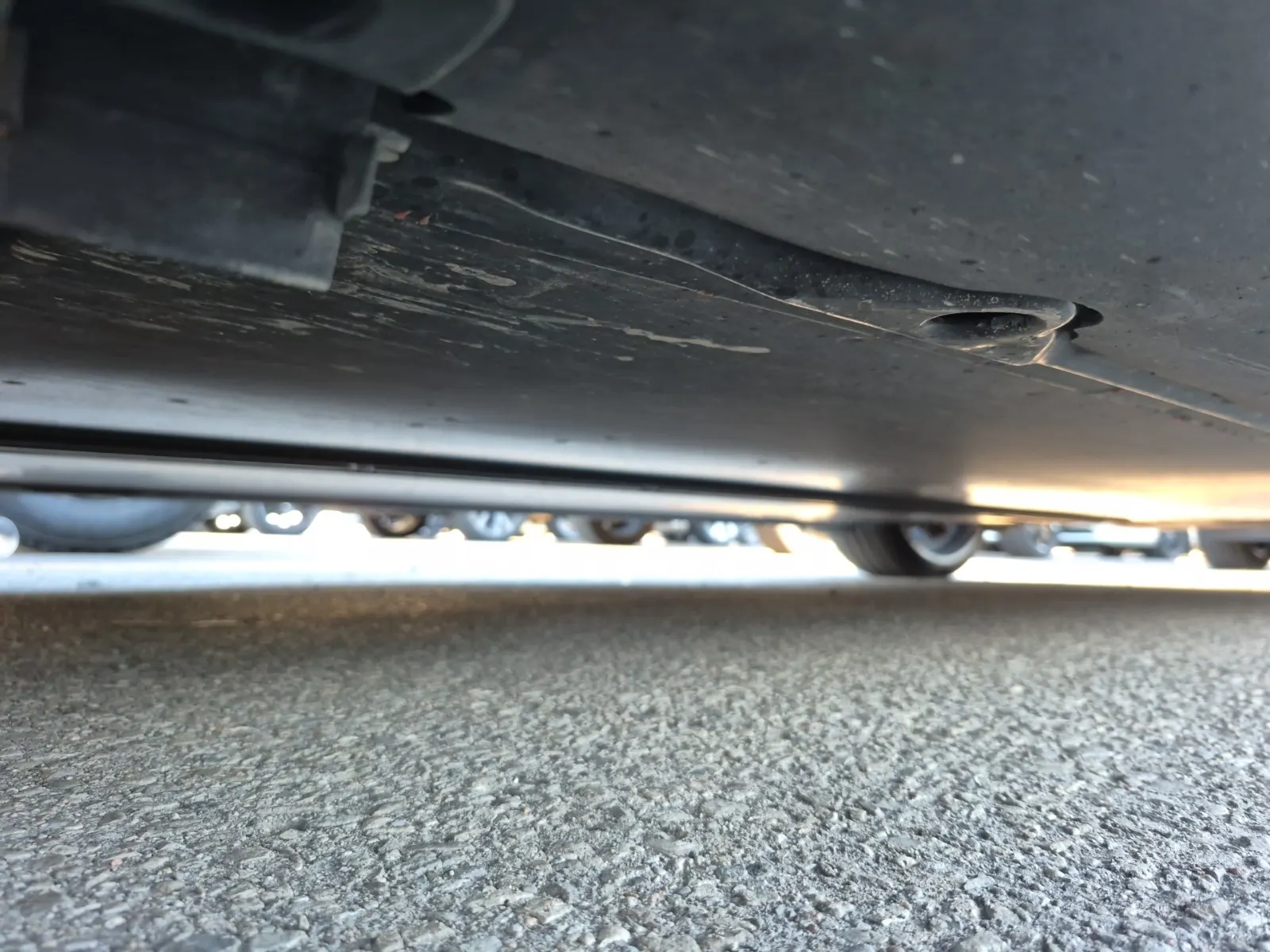 Undercarriage - Driver Photo