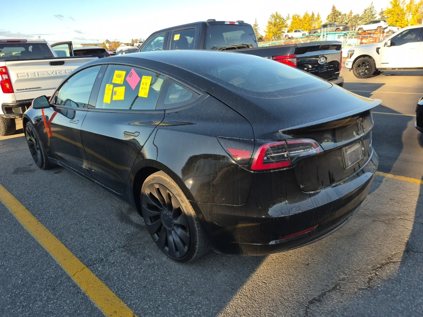 Driver Rear 3/4 Photo