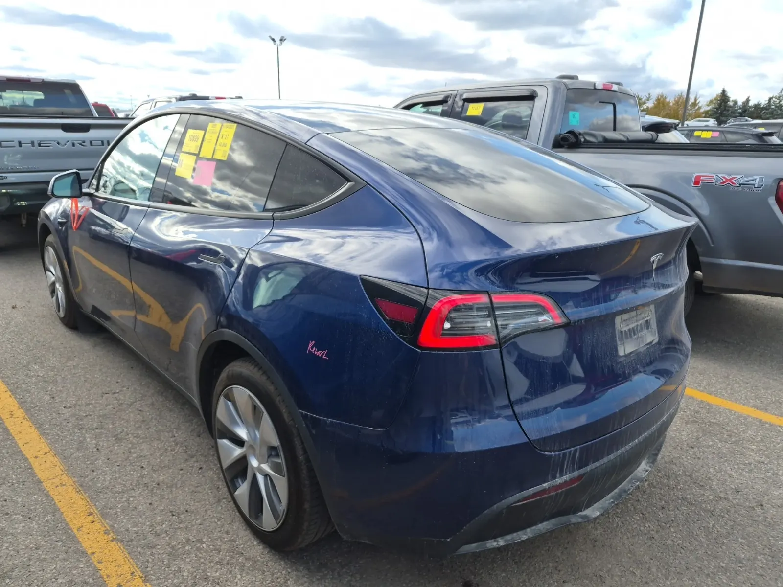 Driver Rear 3/4 Photo