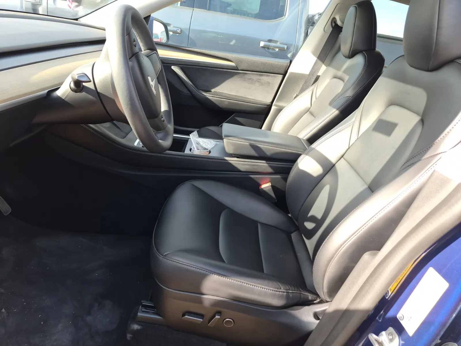 Front Interior Photo