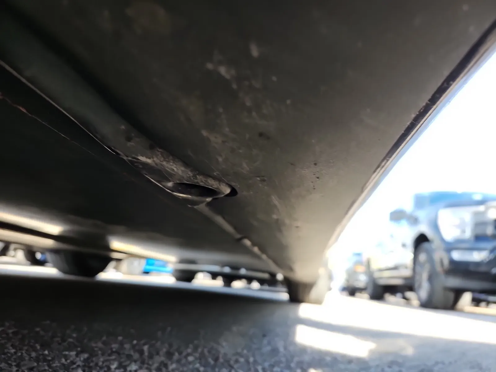Undercarriage - Driver Photo