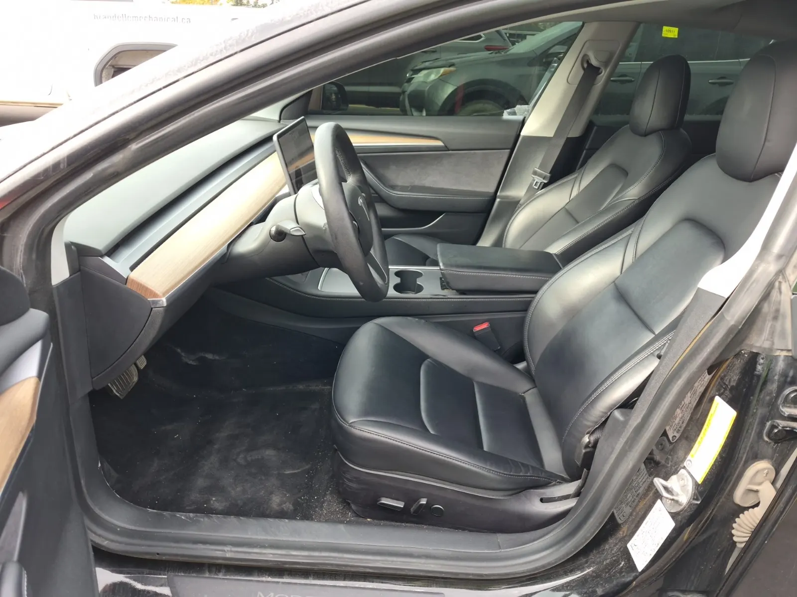 Front Interior Photo
