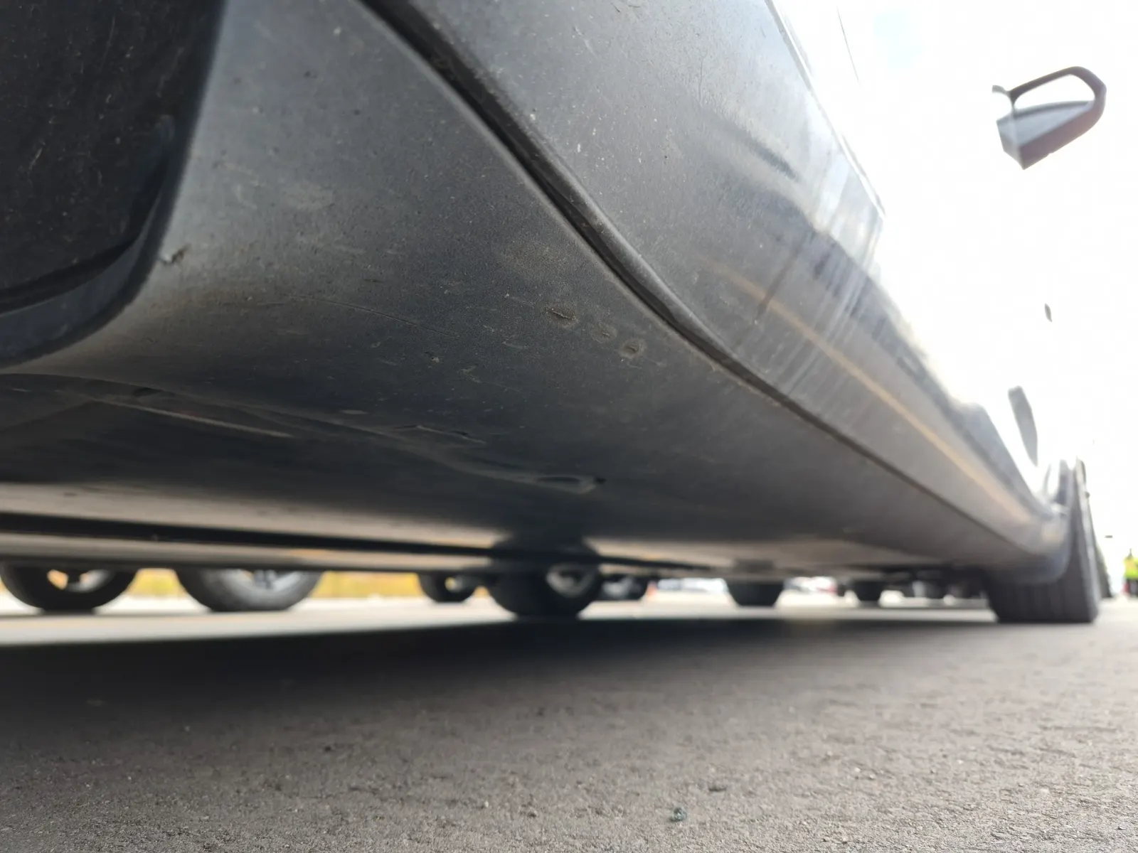 Undercarriage - Passenger Photo