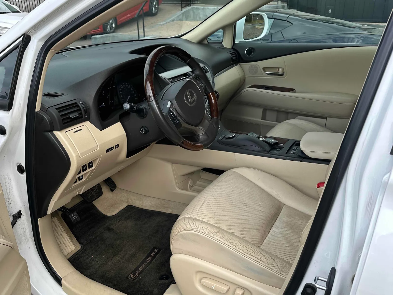 Interior driver side