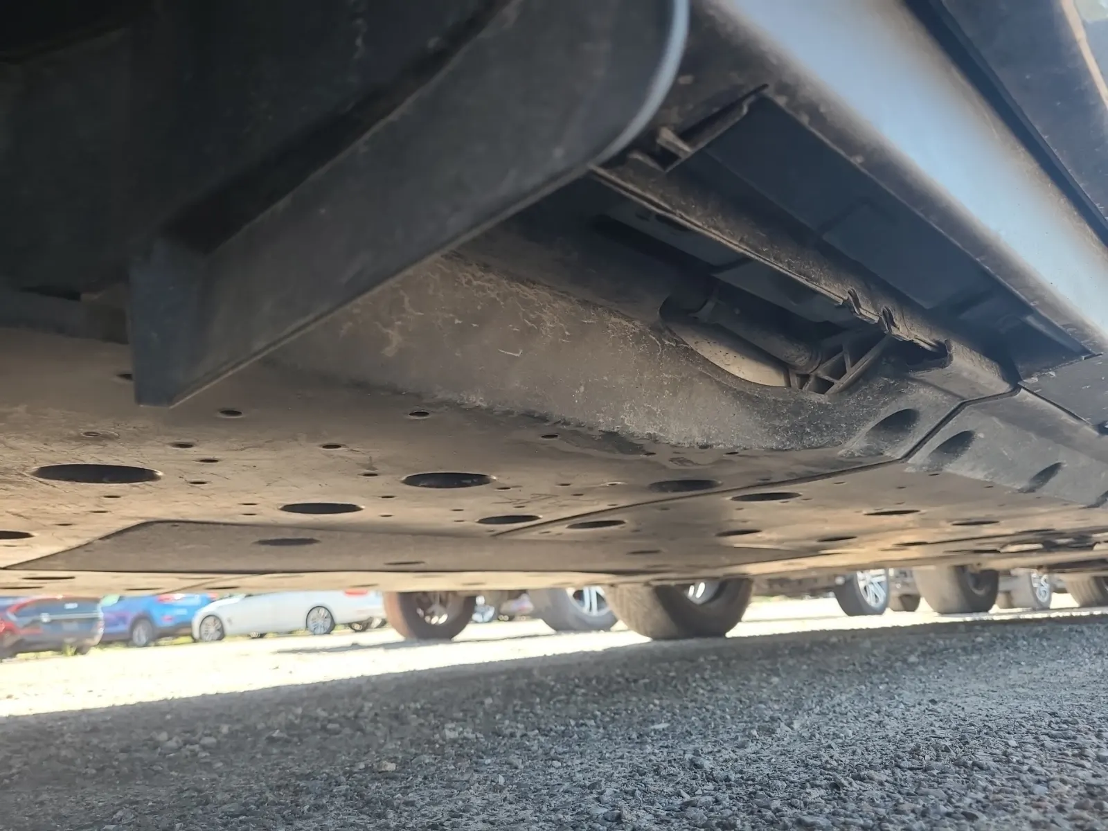 Undercarriage - Passenger Photo
