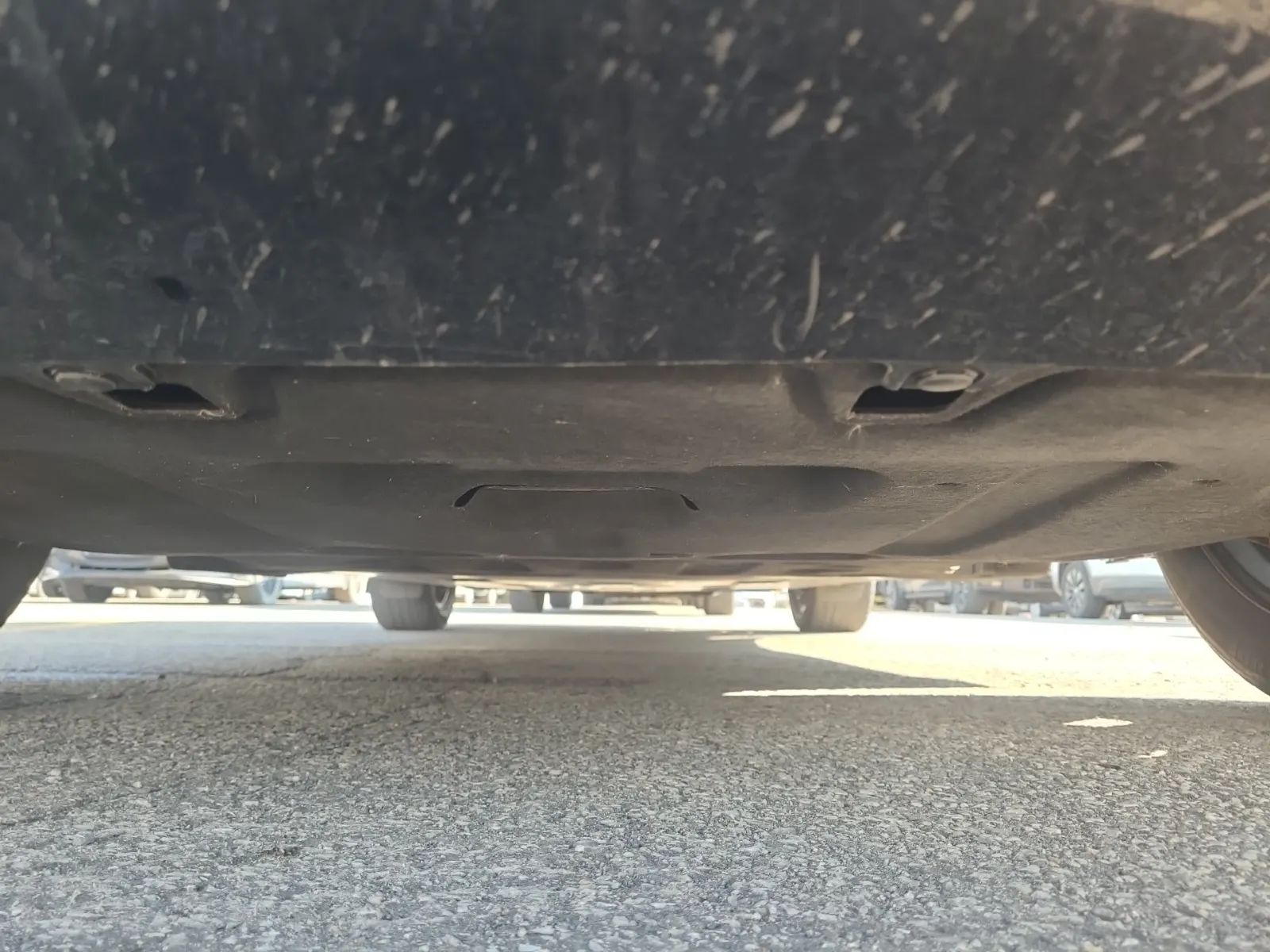 Undercarriage - Front Photo