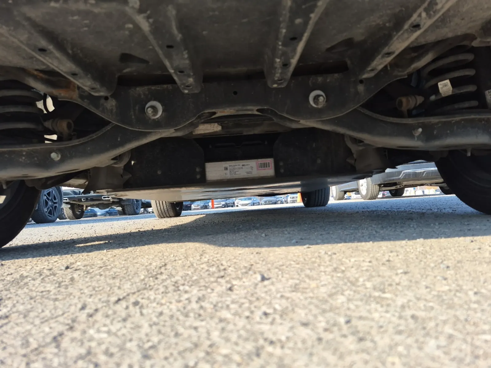 Undercarriage - Rear Photo
