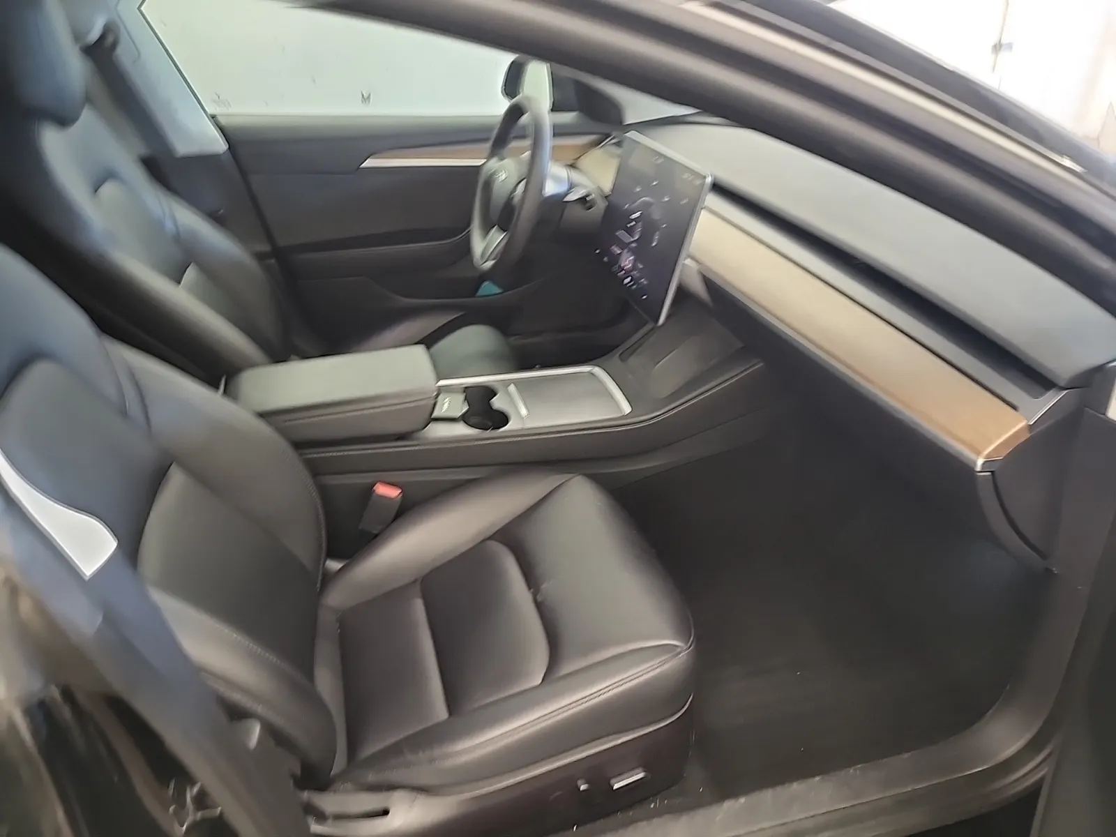 Right Side Interior Photo