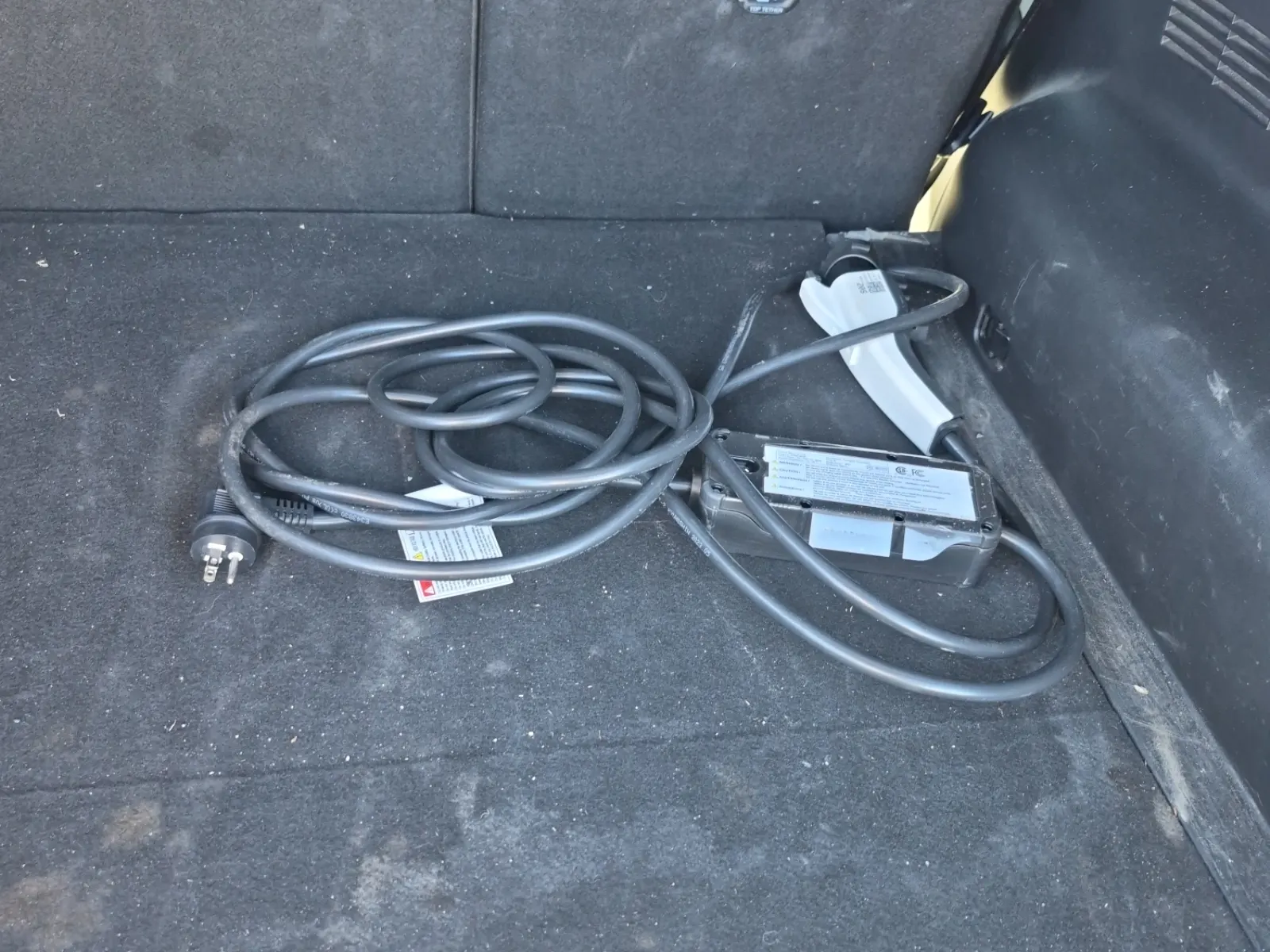 Charging Cable Photo
