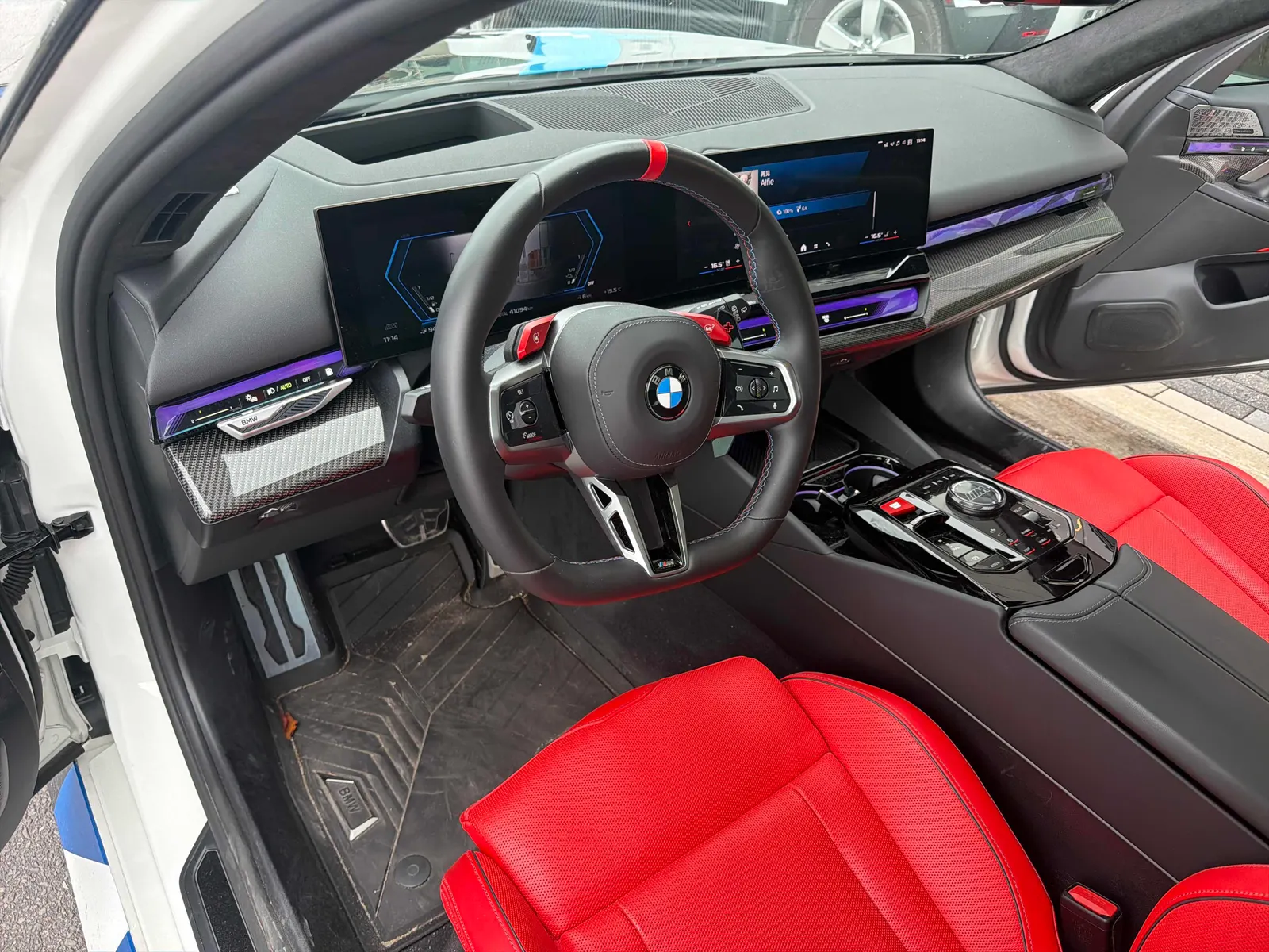 Interior driver side