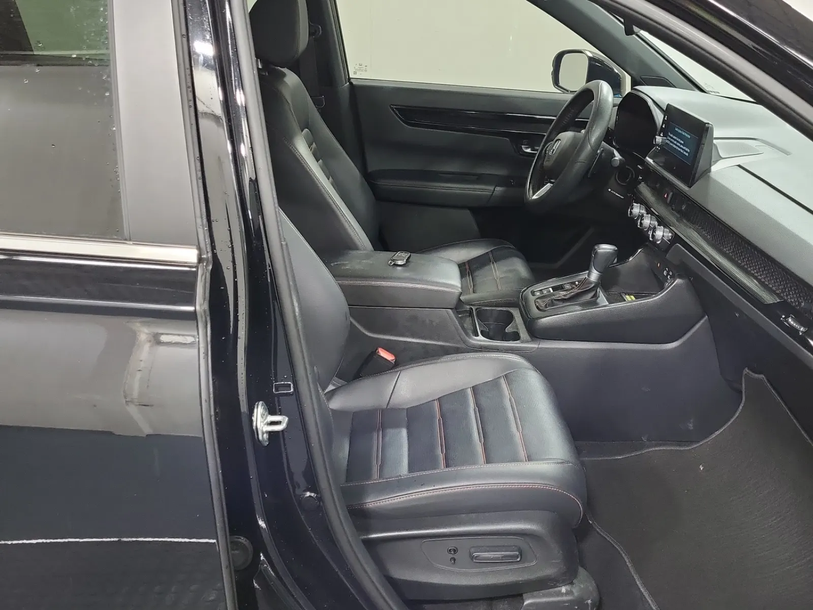 Right Side Interior Photo