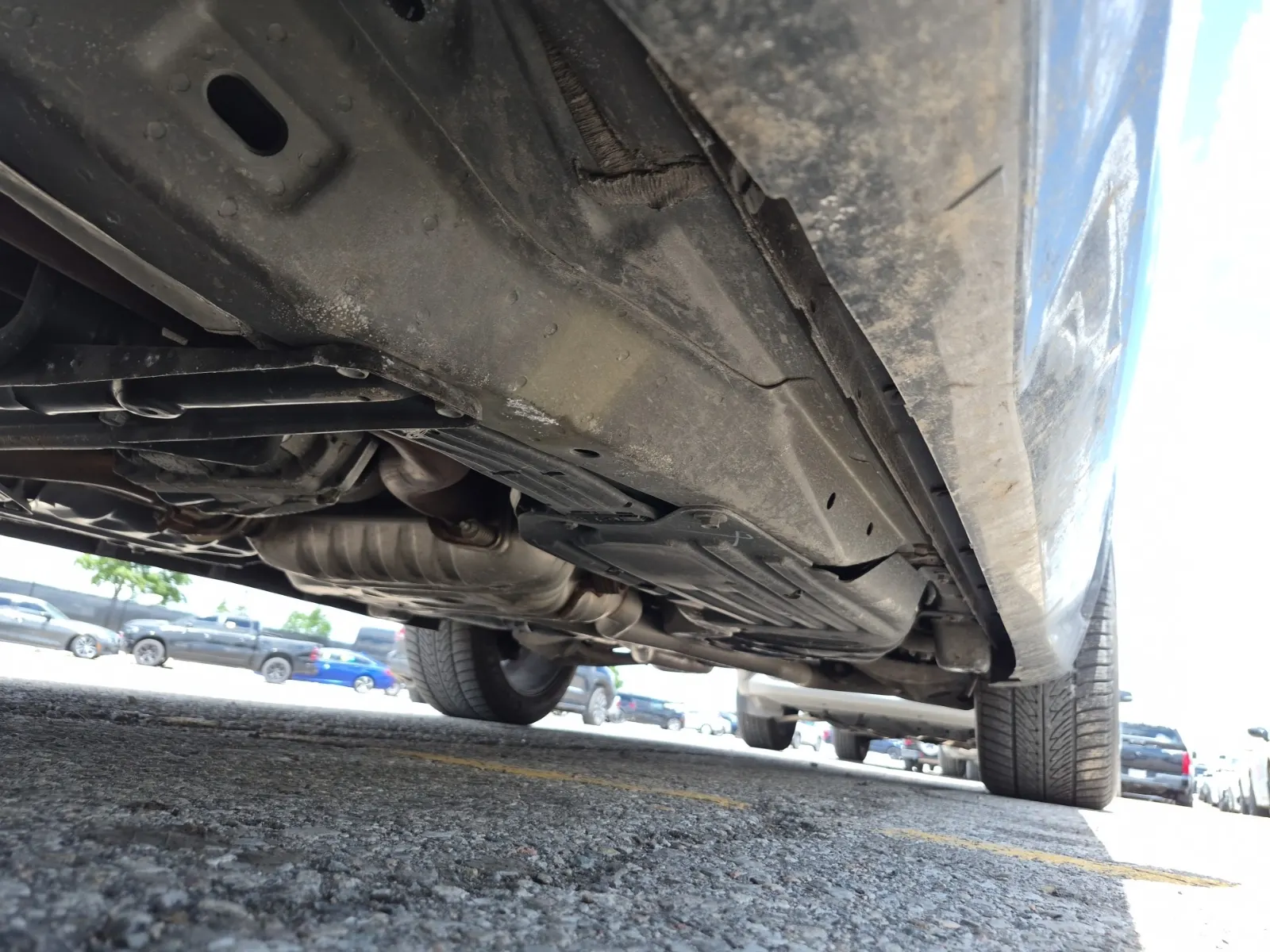 Undercarriage - Driver Photo