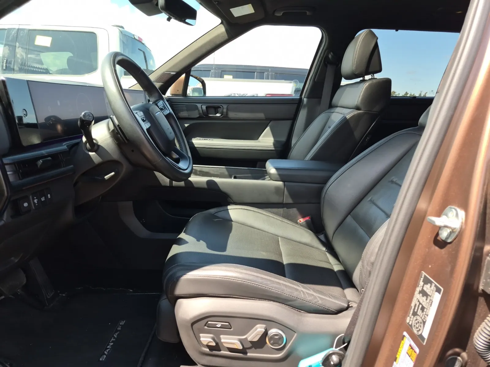 Front Interior Photo