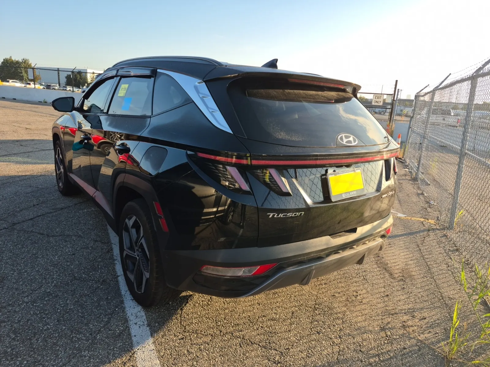 Driver Rear 3/4 Photo