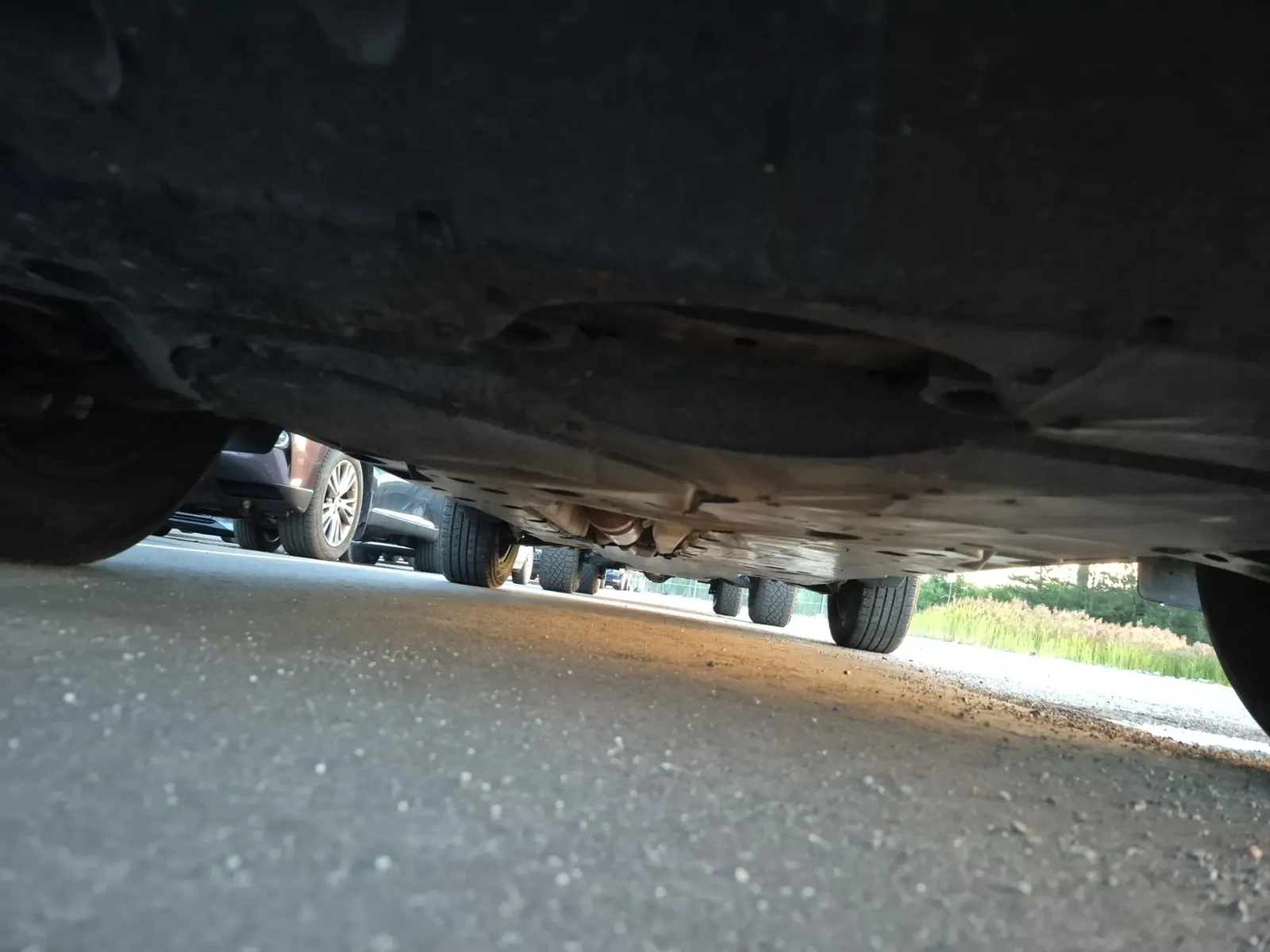 Undercarriage - Front Photo