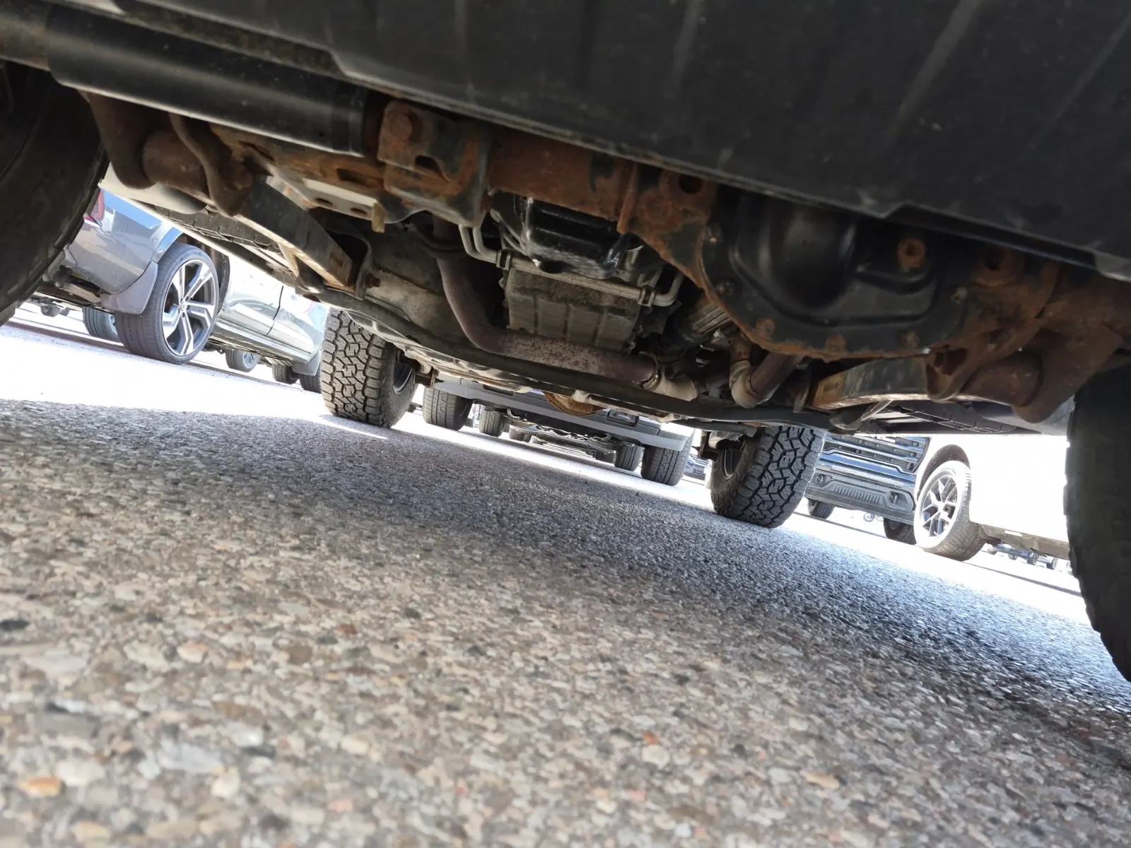 Undercarriage - Front Photo