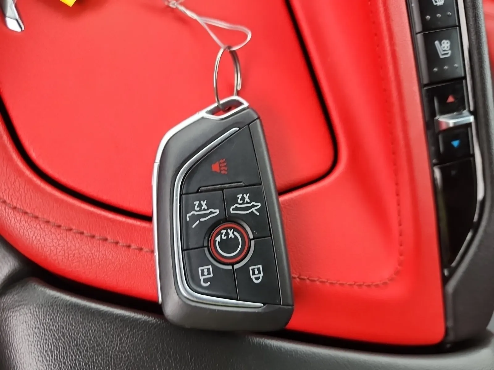 Keys/Fobs/Manual Photo