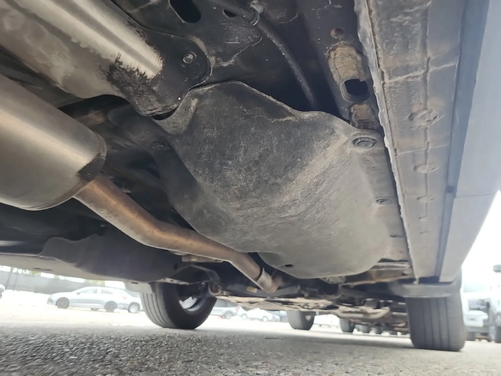 Undercarriage - Passenger Photo