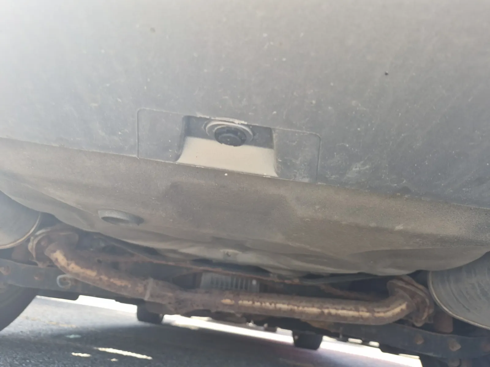 Undercarriage - Rear Photo