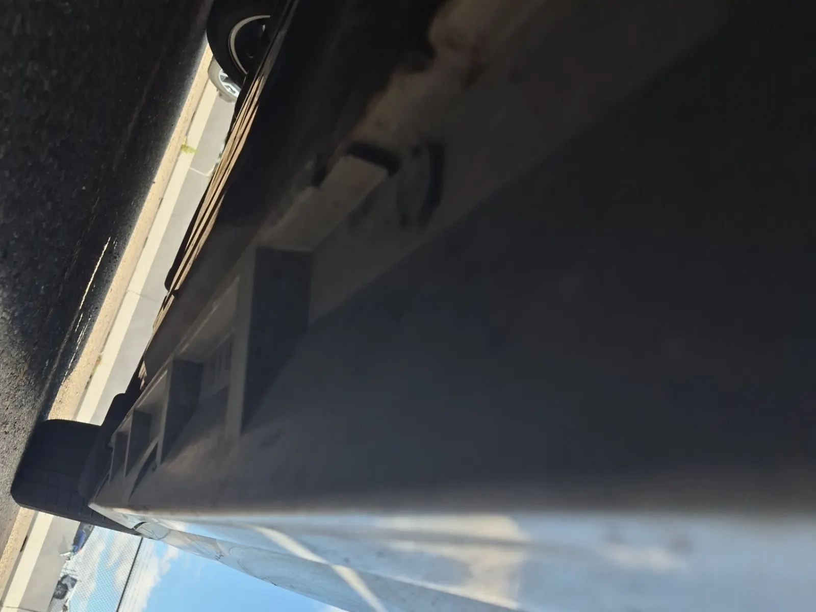 Undercarriage - Driver Photo