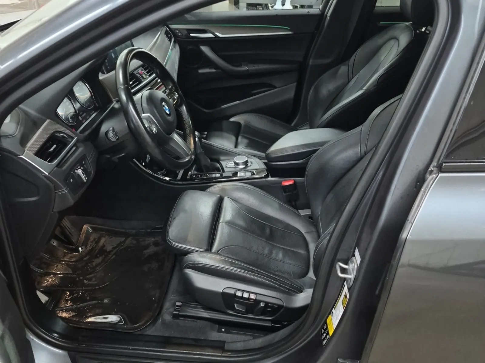 Front Interior Photo