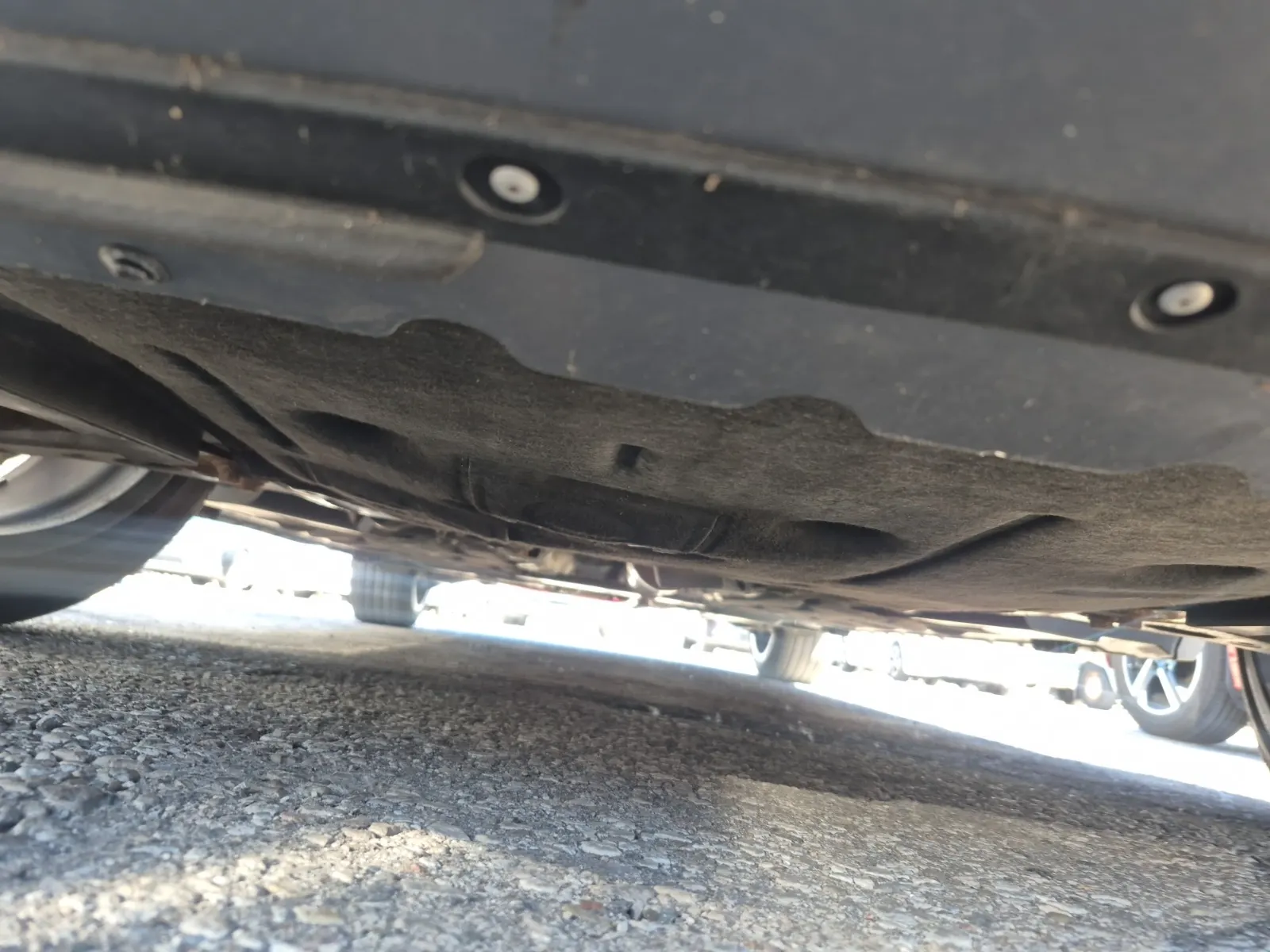 Undercarriage - Front Photo
