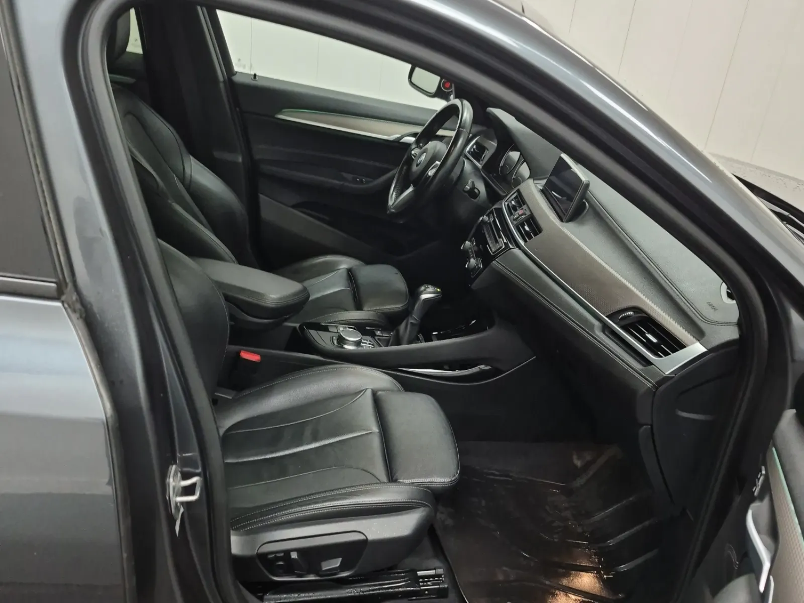 Right Side Interior Photo