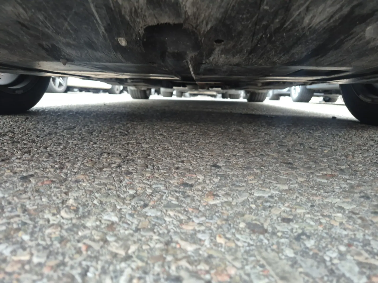 Undercarriage - Front Photo