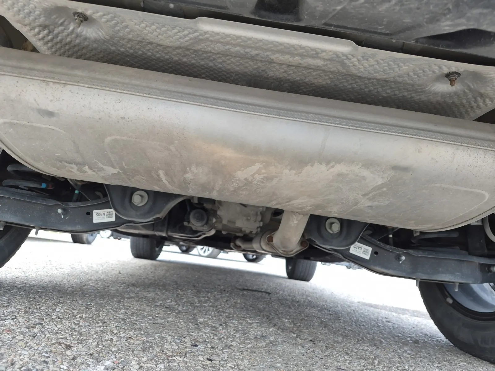 Undercarriage - Rear Photo