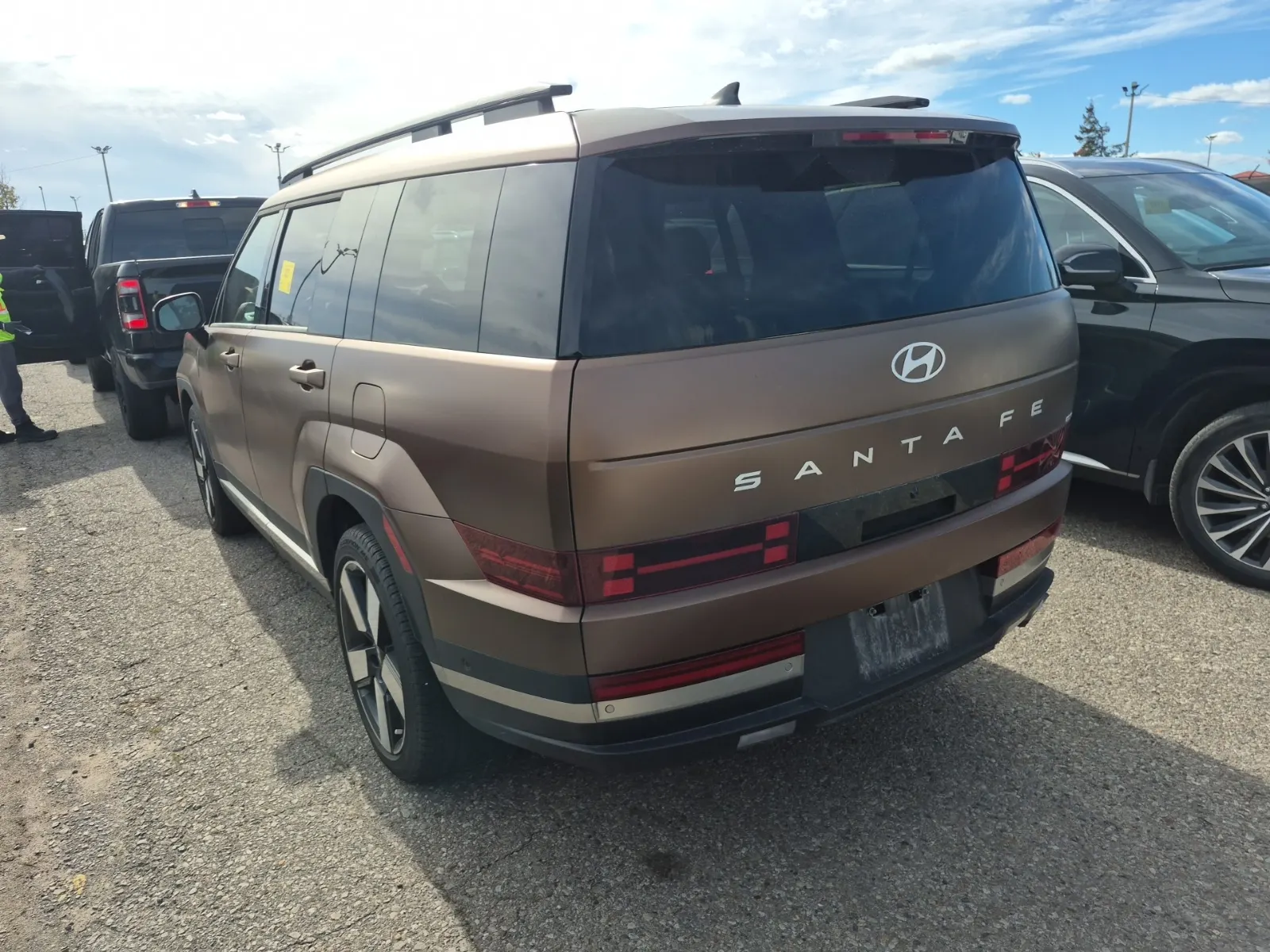 Driver Rear 3/4 Photo