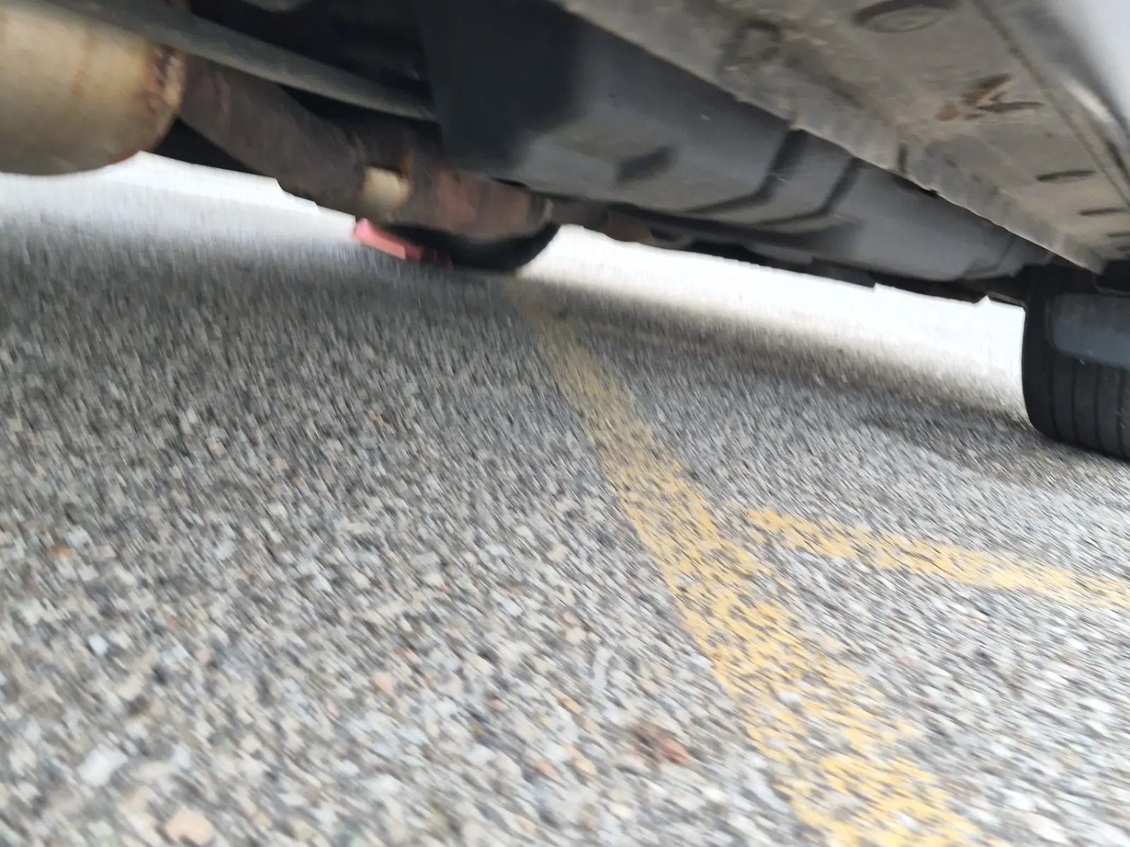Undercarriage - Passenger Photo