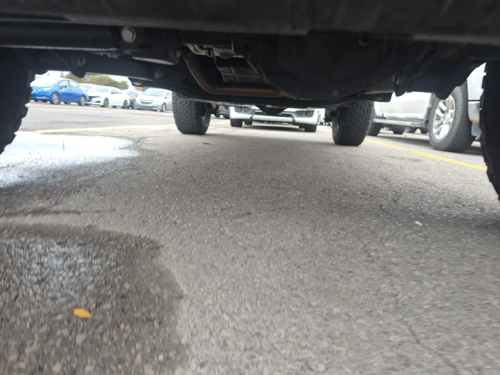 Undercarriage - Front Photo