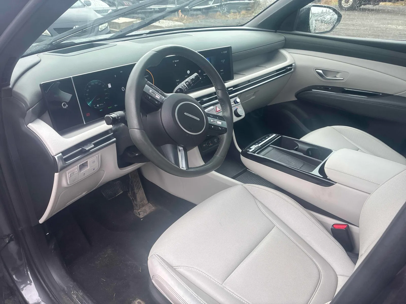 Interior driver side