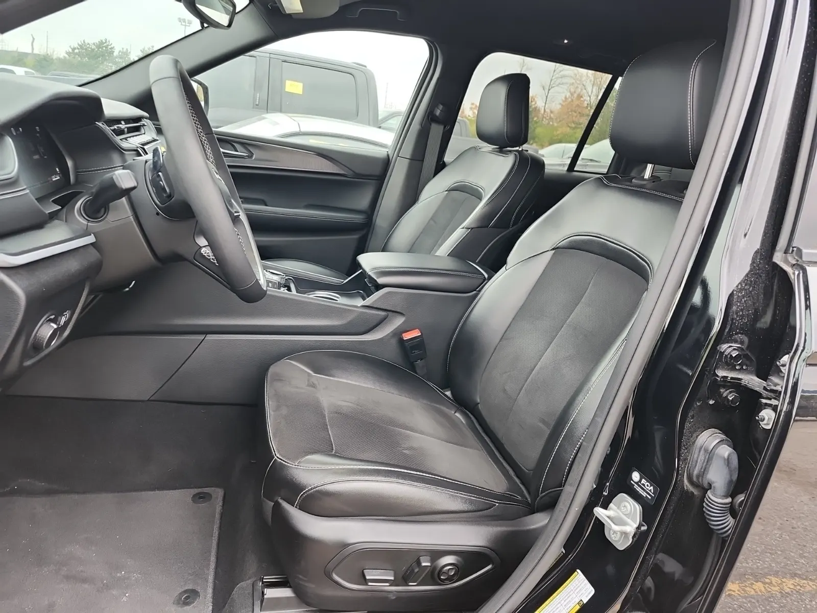 Front Interior Photo