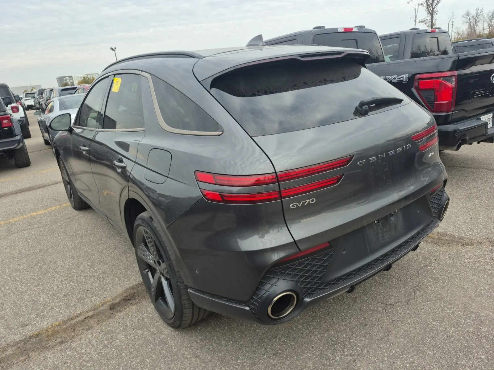 Driver Rear 3/4 Photo