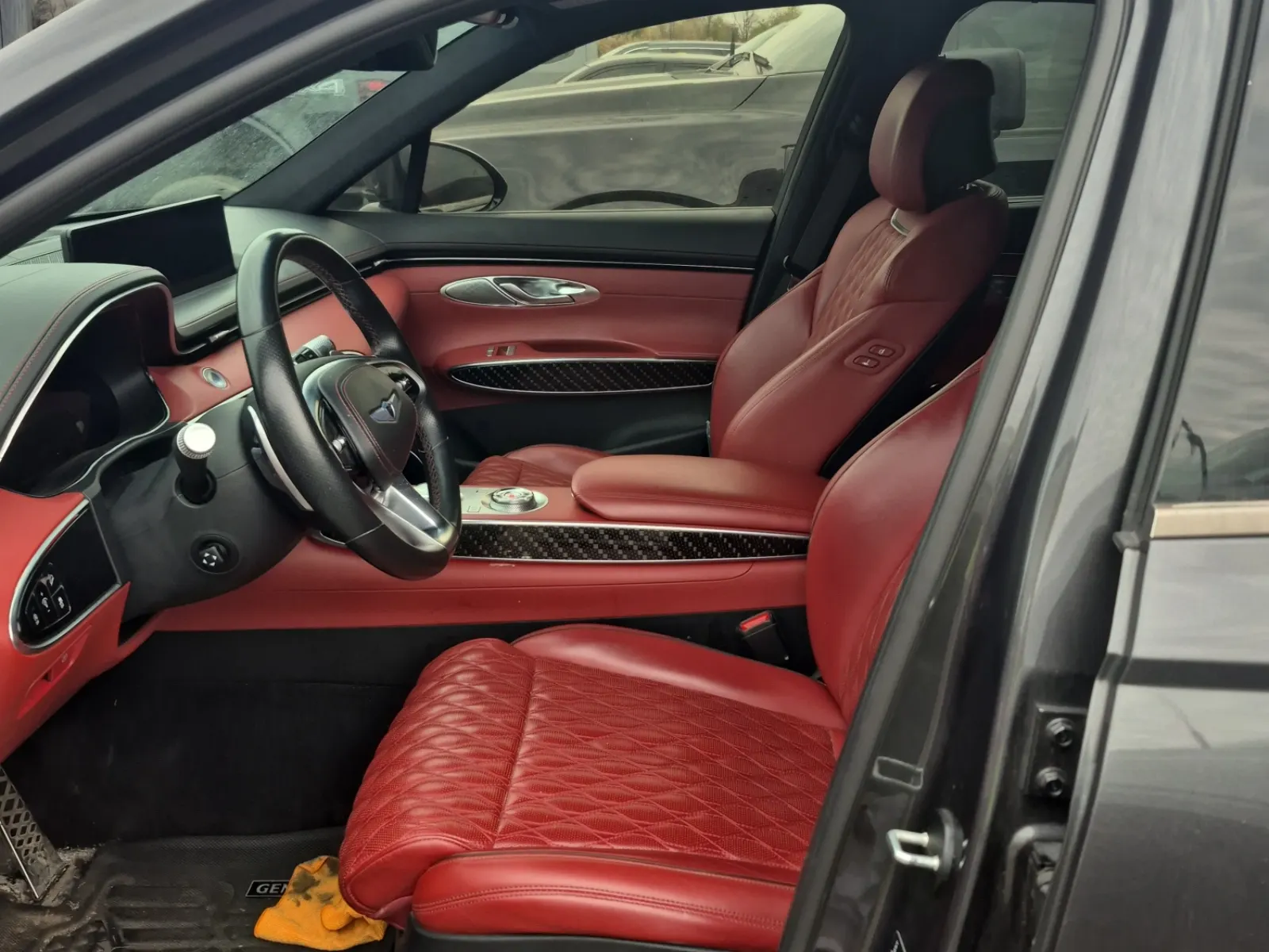 Front Interior Photo