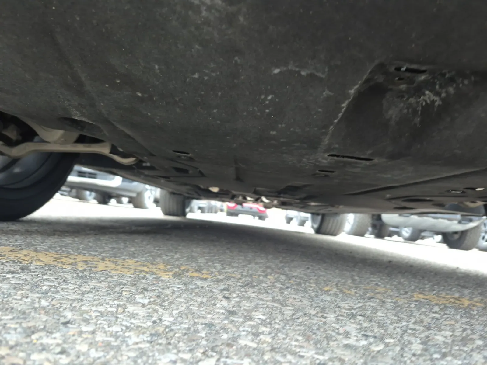 Undercarriage - Front Photo