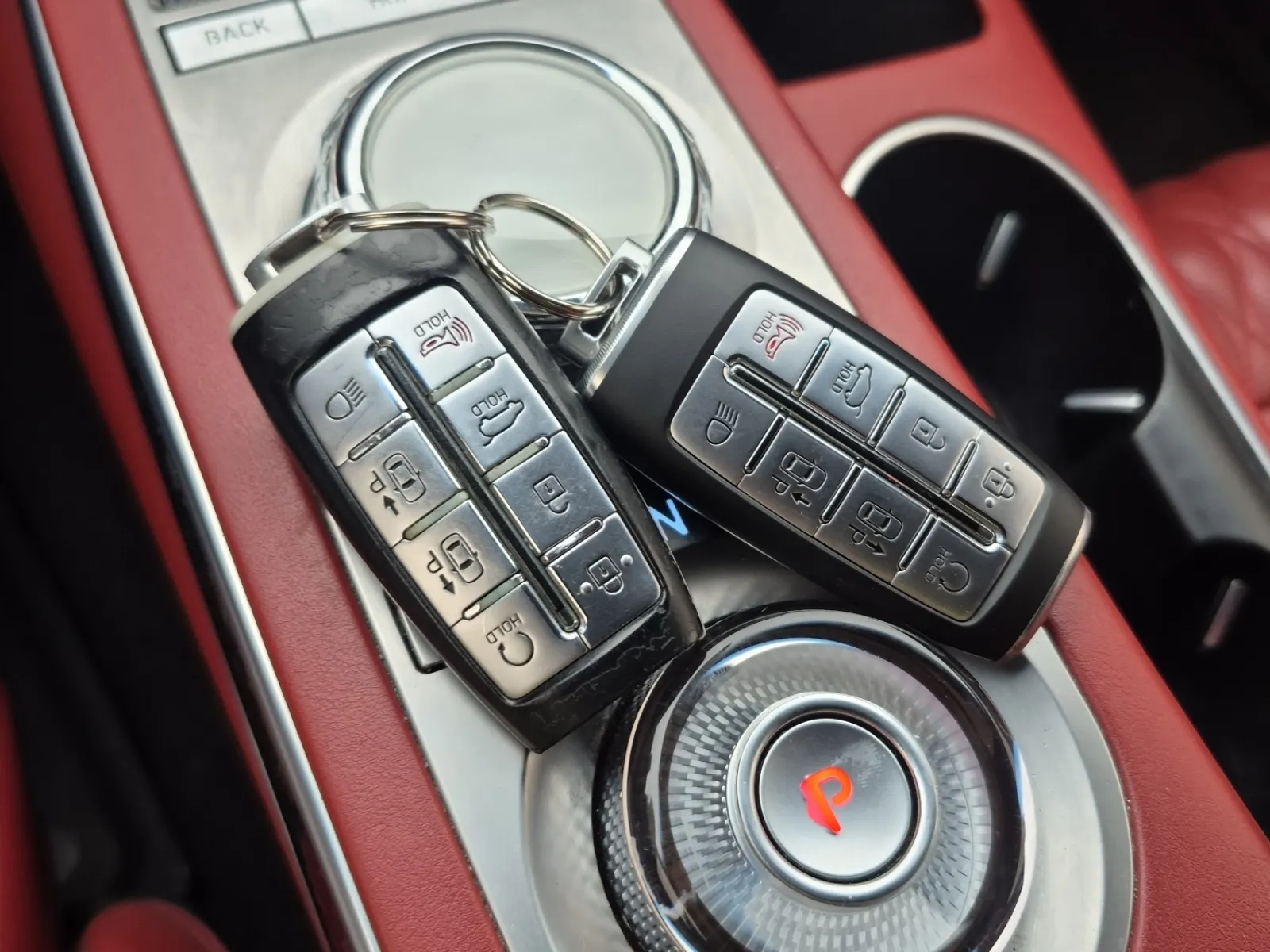 Keys/Fobs/Manual Photo