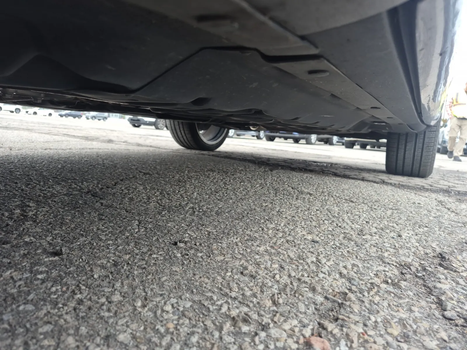 Undercarriage - Driver Photo