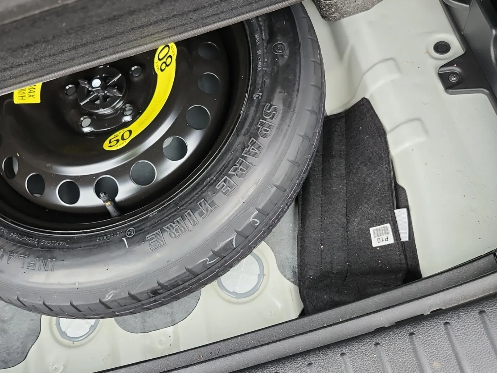Spare Tire & Wheel Photo