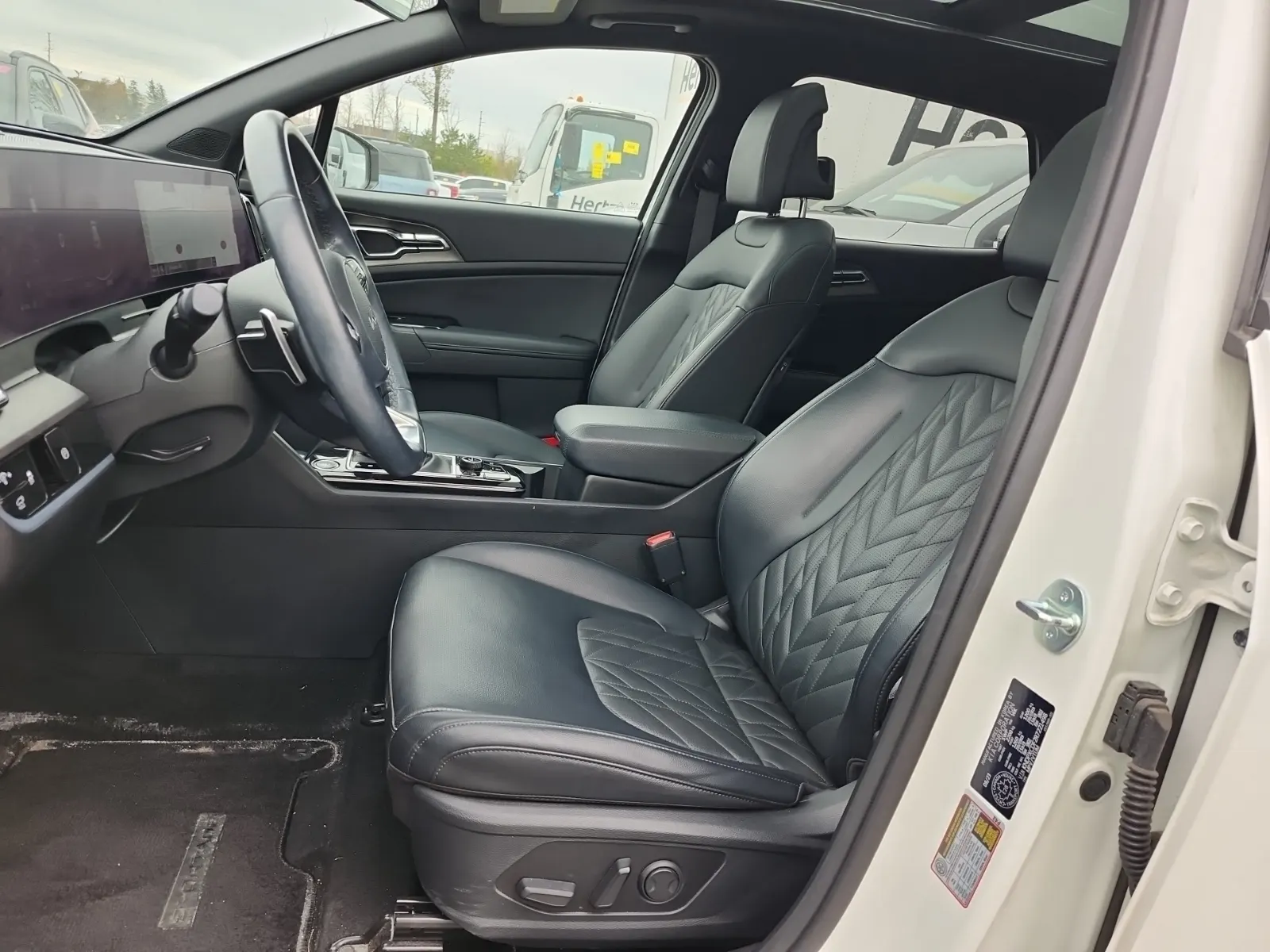 Front Interior Photo