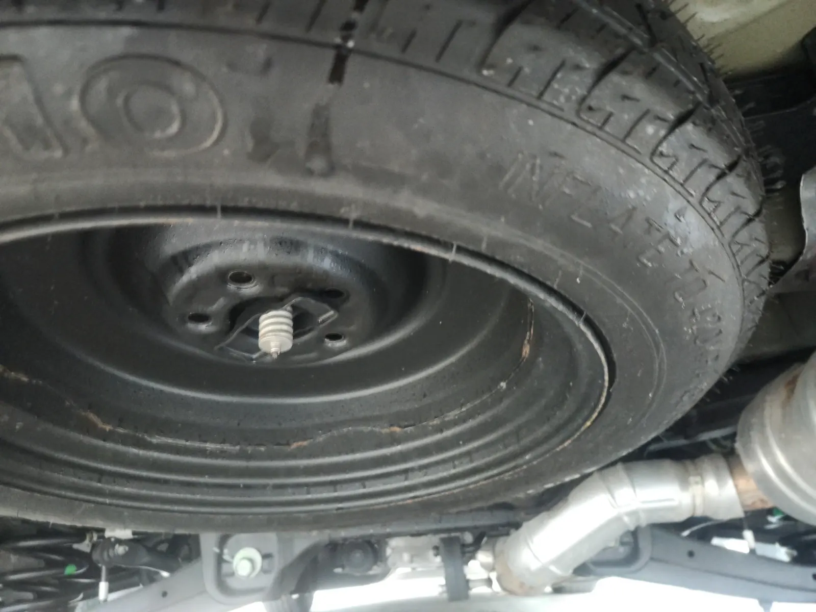 Spare Tire & Wheel Photo