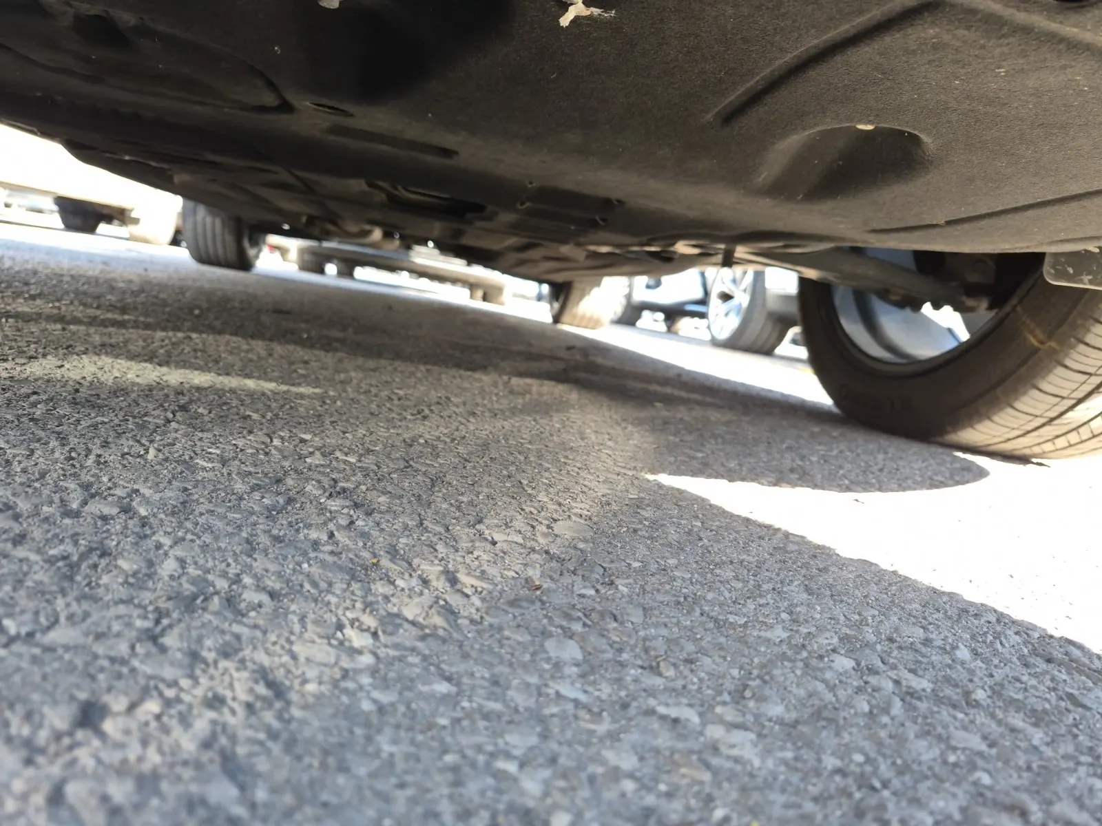 Undercarriage - Front Photo