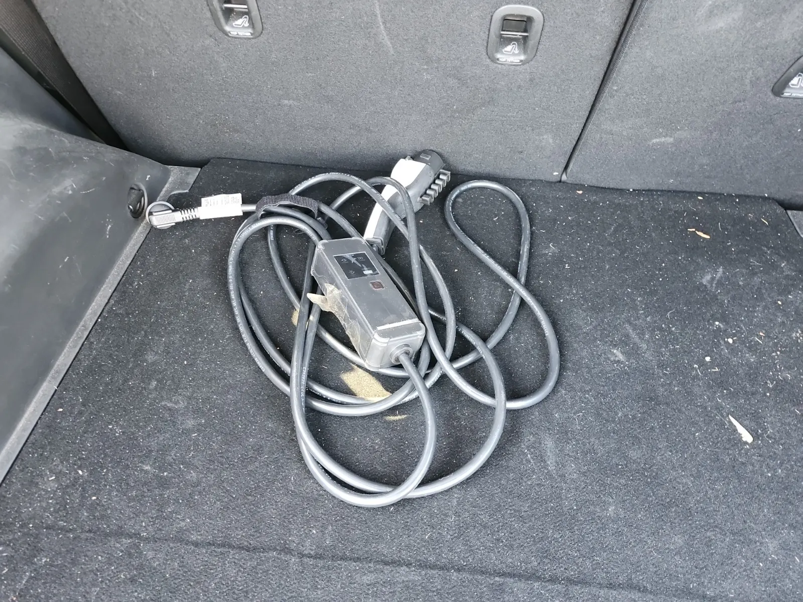 Charging Cable Photo