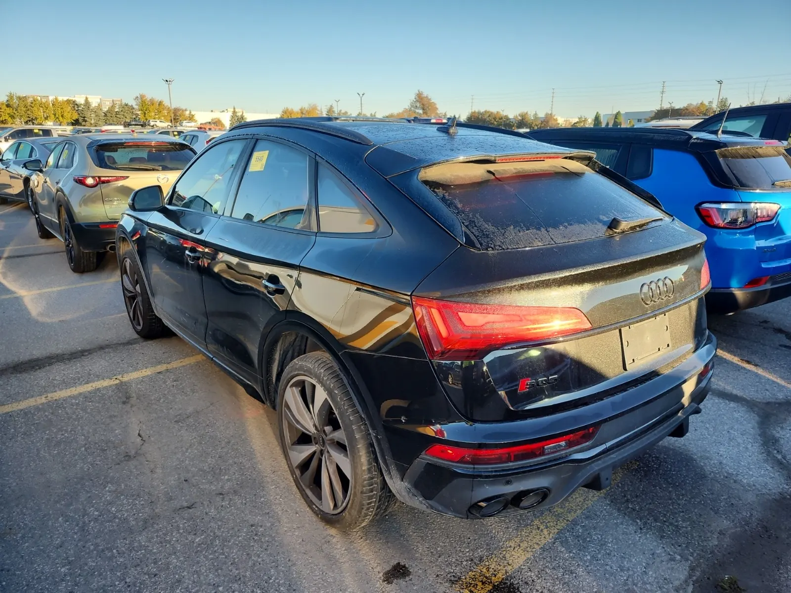 Driver Rear 3/4 Photo