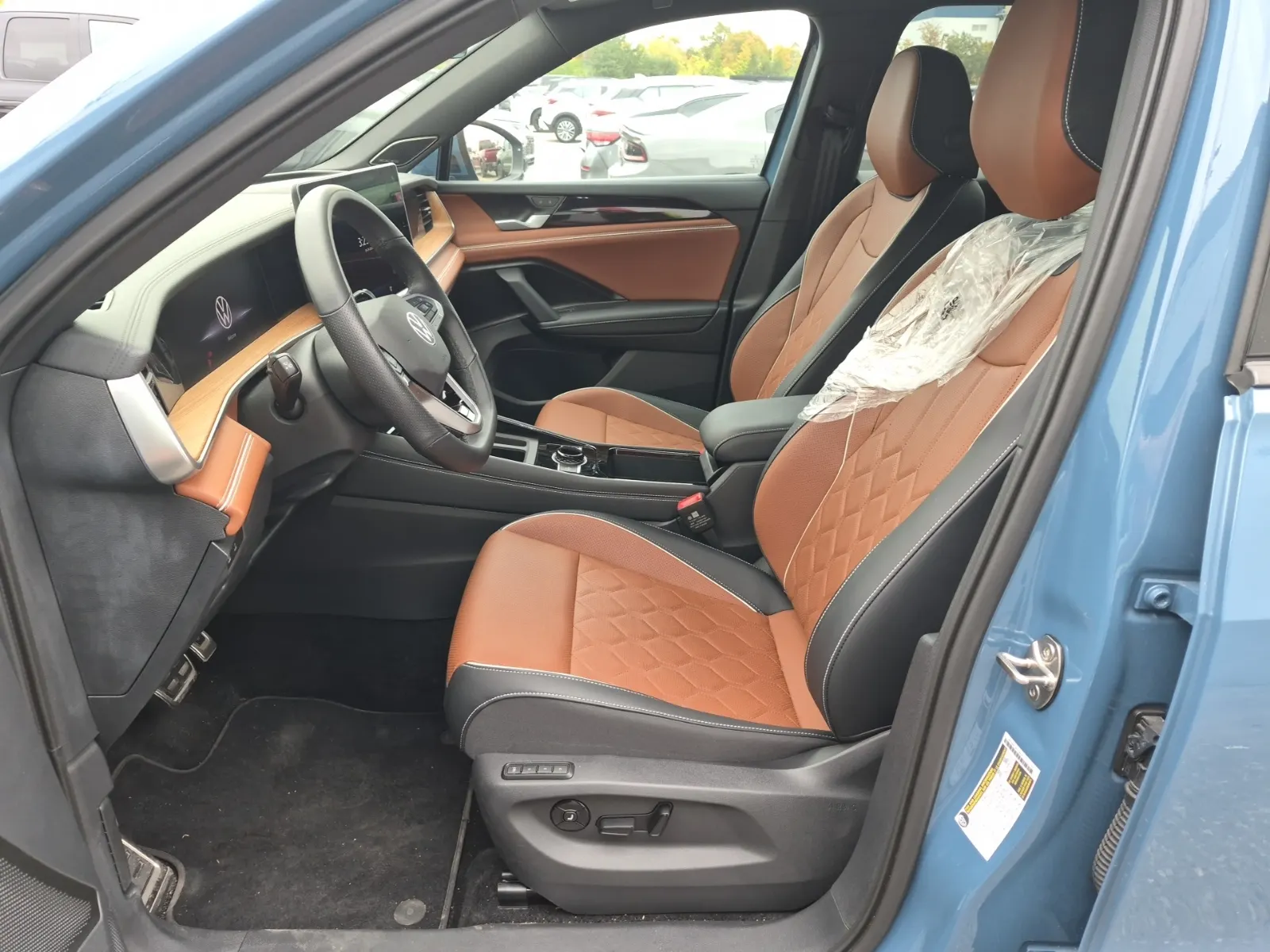 Front Interior Photo