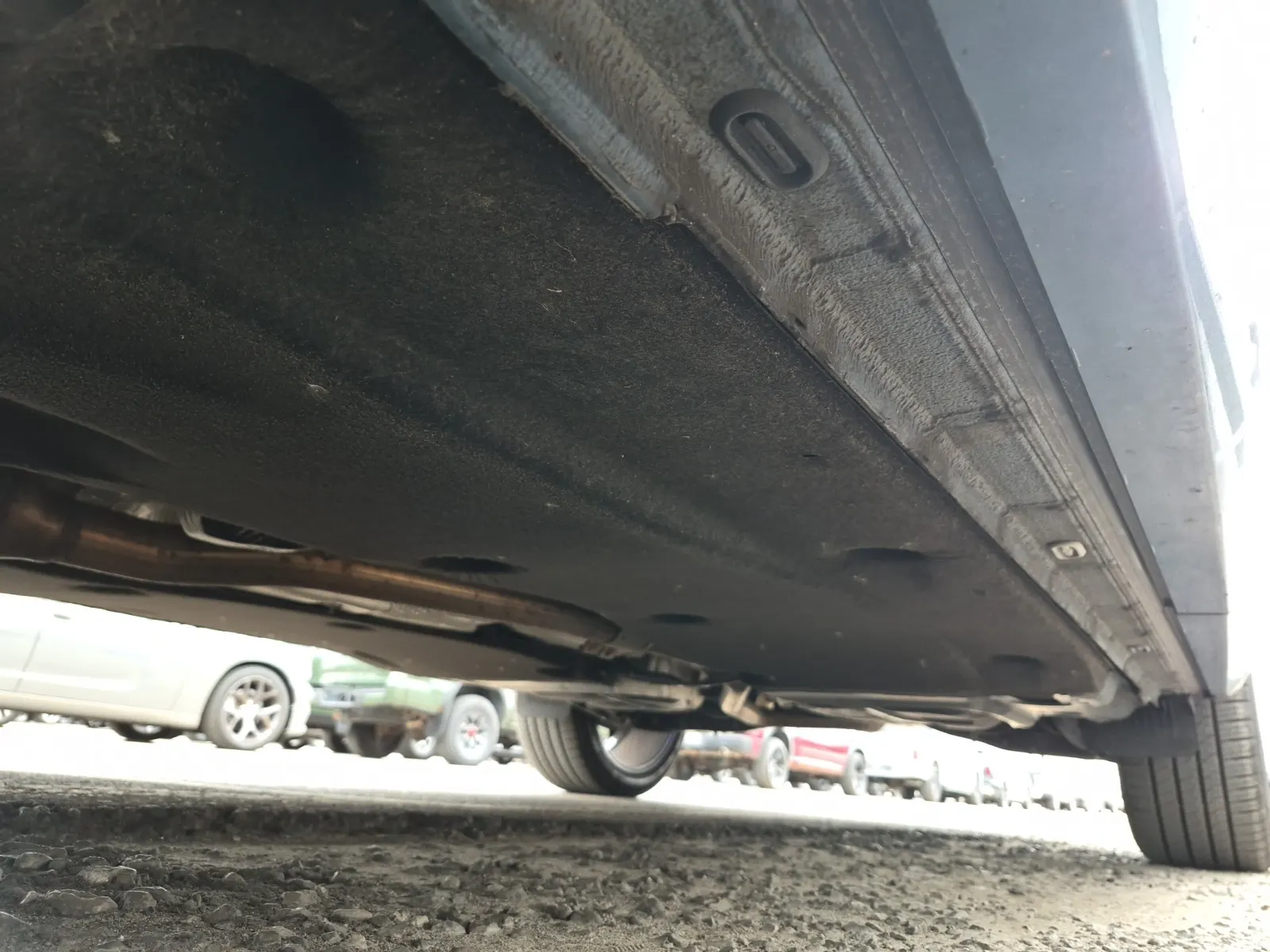 Undercarriage - Driver Photo