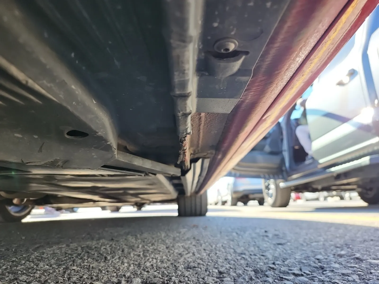 Undercarriage - Passenger Photo